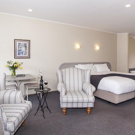 Te Mata Lodge แฮฟล็อค นอร์ท ภายนอก รูปภาพ