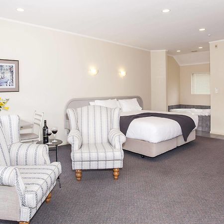 Te Mata Lodge แฮฟล็อค นอร์ท ภายนอก รูปภาพ