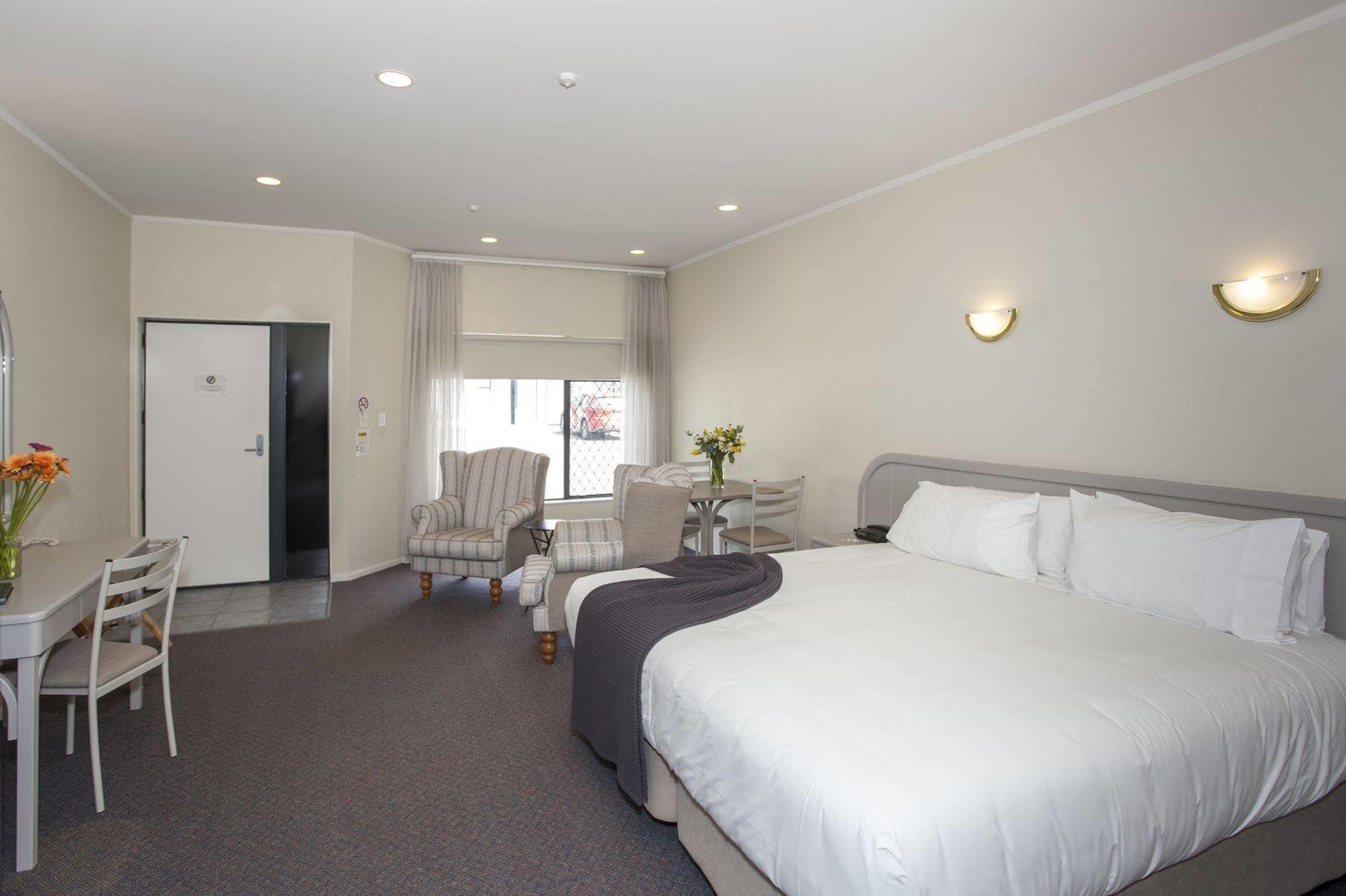 Te Mata Lodge แฮฟล็อค นอร์ท ภายนอก รูปภาพ