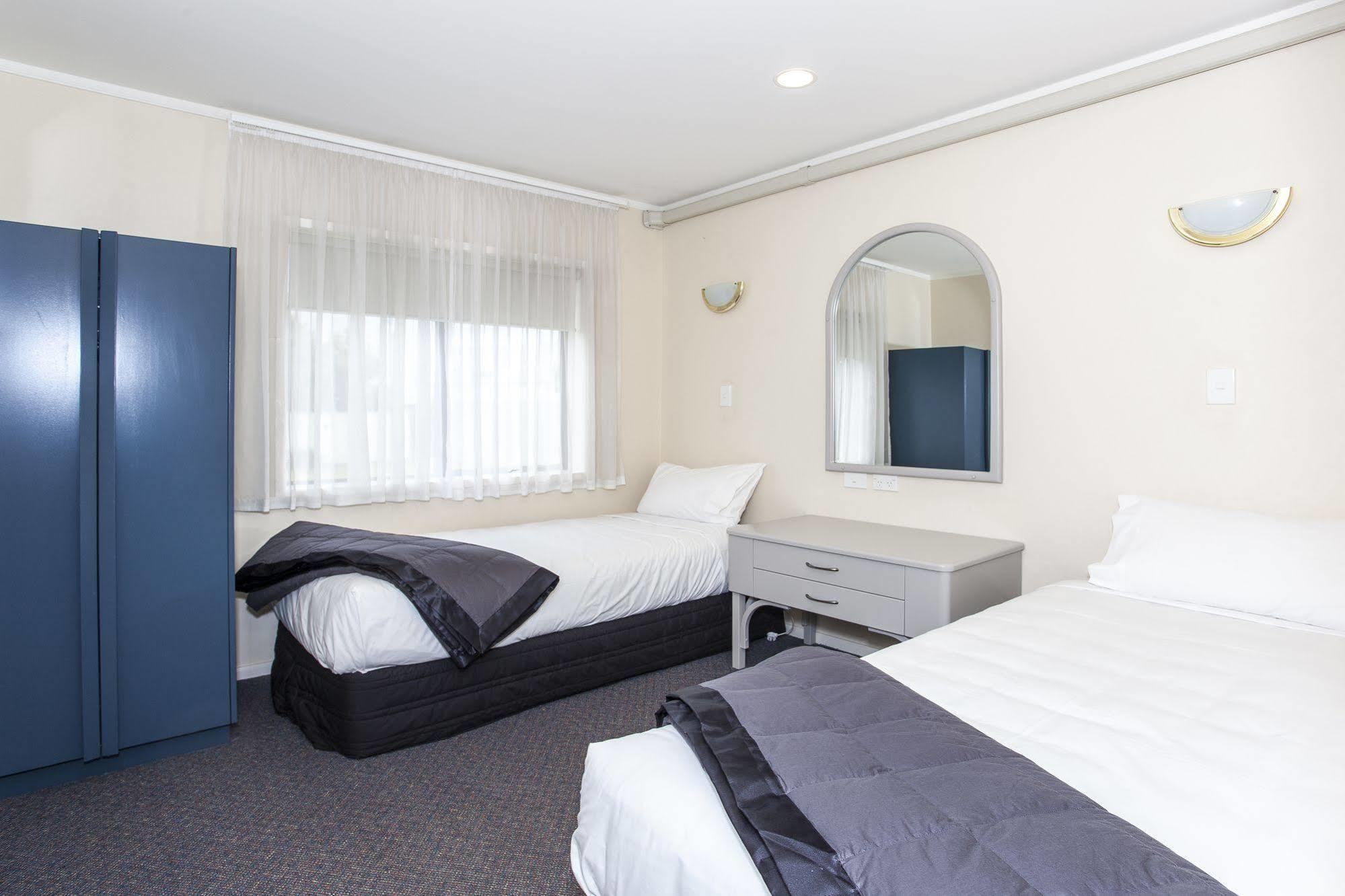 Te Mata Lodge แฮฟล็อค นอร์ท ภายนอก รูปภาพ
